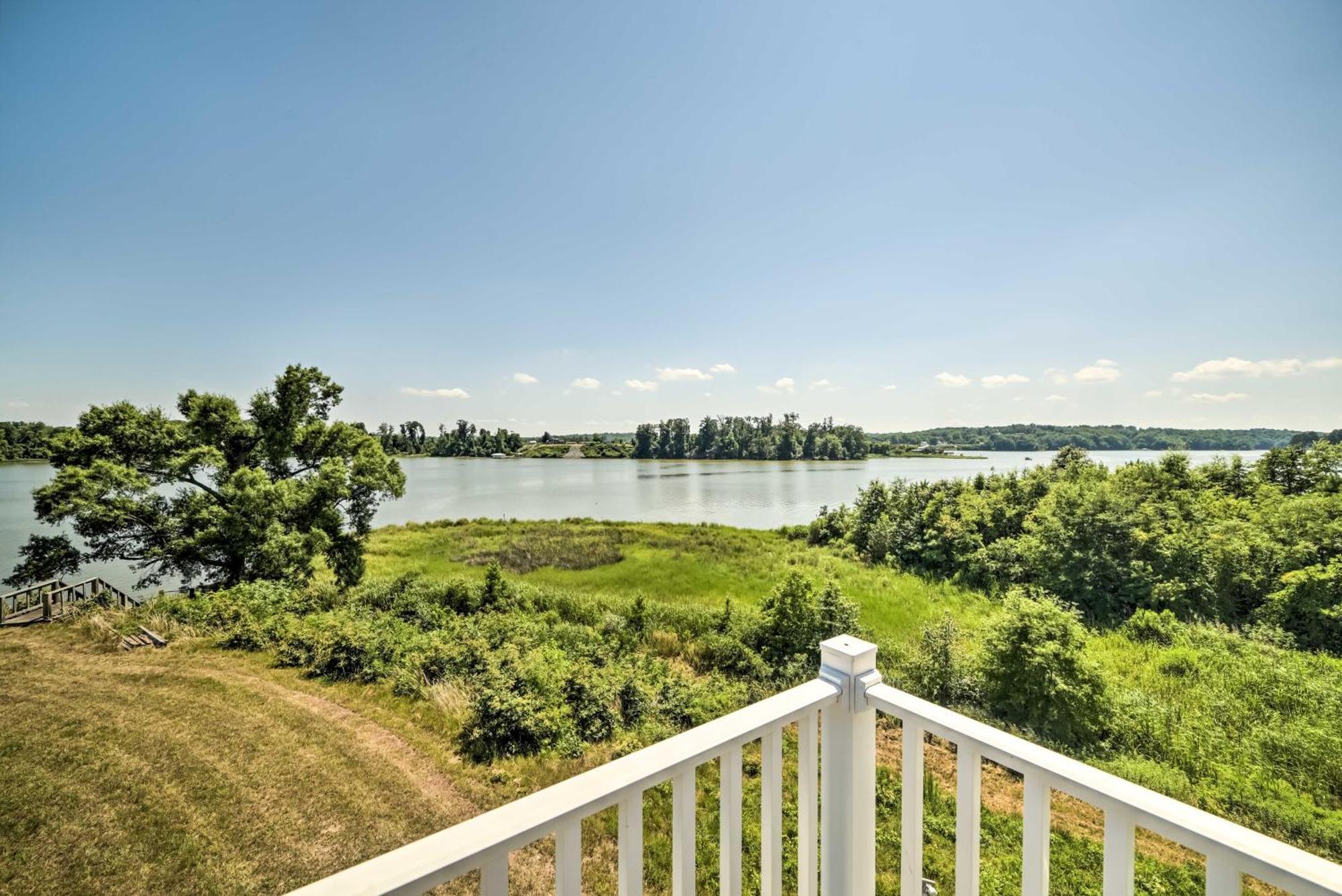Waterfront Montross Home With Private Boat Slip! Exterior photo